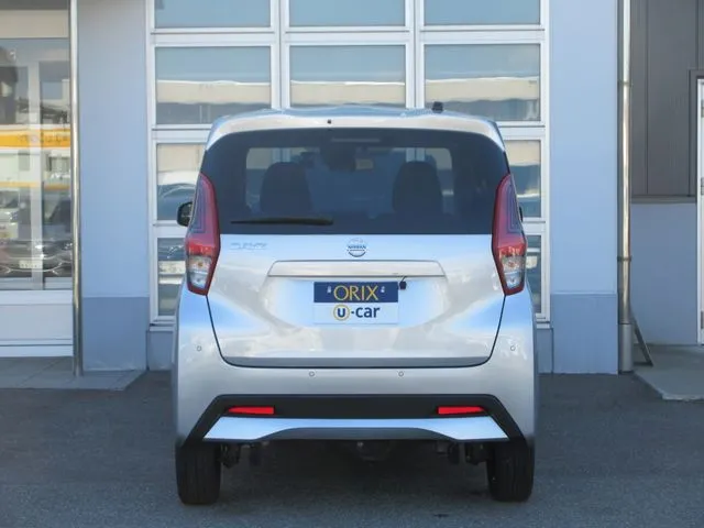 デイズ　４ＷＤ（ニッサン）の車両写真