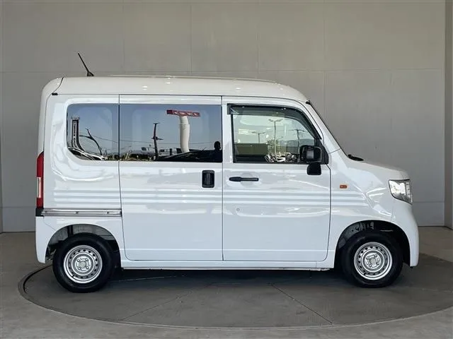 N-VAN(ホンダ)の車両写真