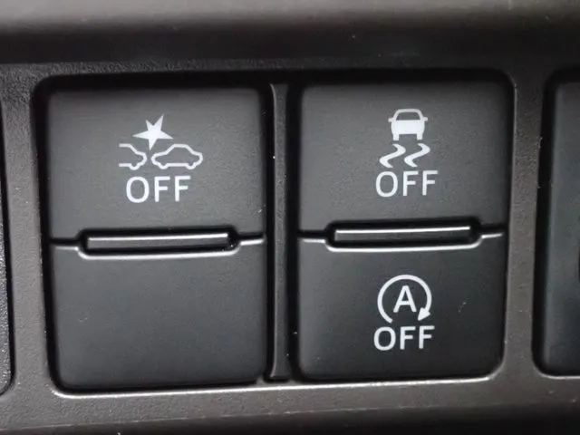 トール（ダイハツ）の車両写真