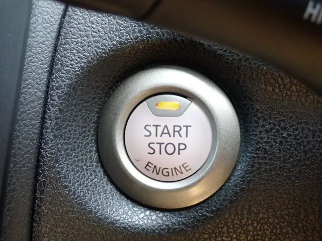 ノート（ニッサン）の車両写真