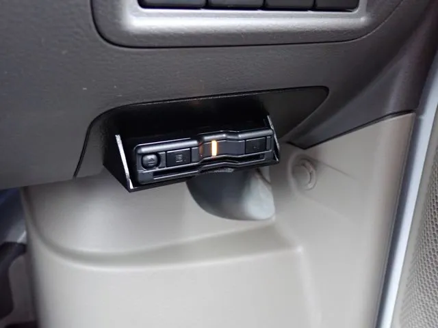 エブリイバン（スズキ）の車両写真