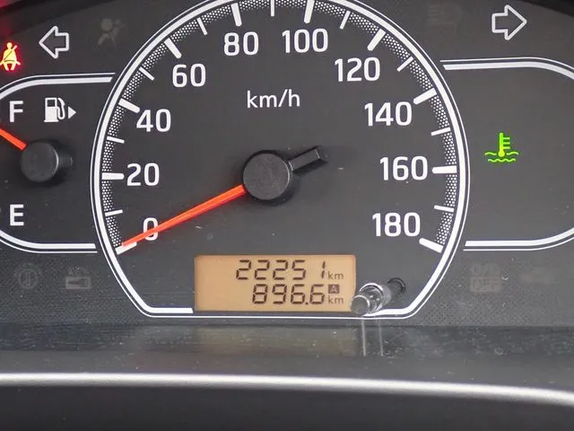 NV150 AD 2WD(ニッサン)の車両写真