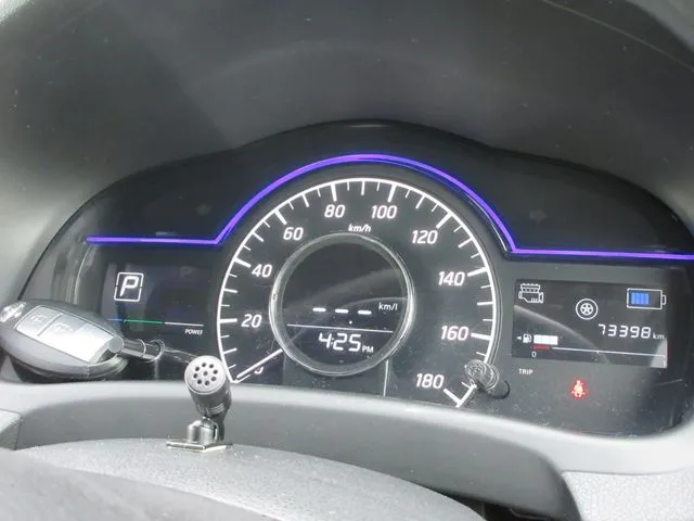 ノート　４ＷＤ（ニッサン）の車両写真