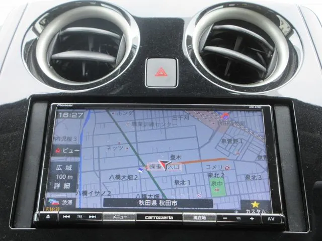 ノート　４ＷＤ（ニッサン）の車両写真