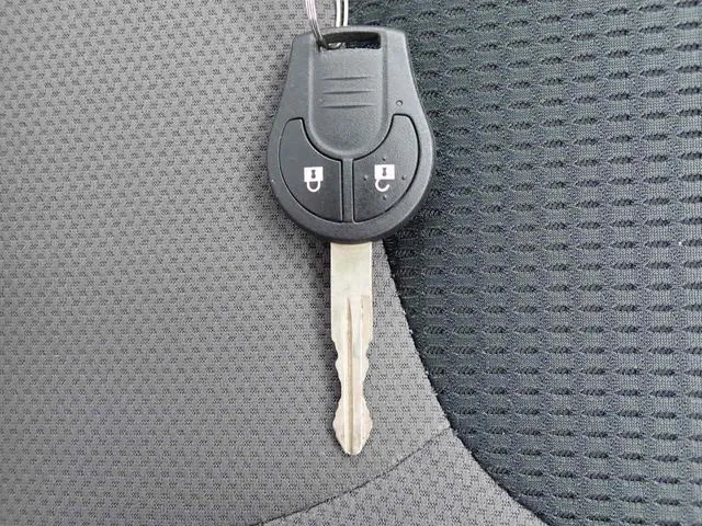 AD(ニッサン)の車両写真