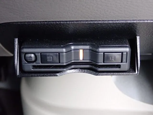 エブリイバン（スズキ）の車両写真