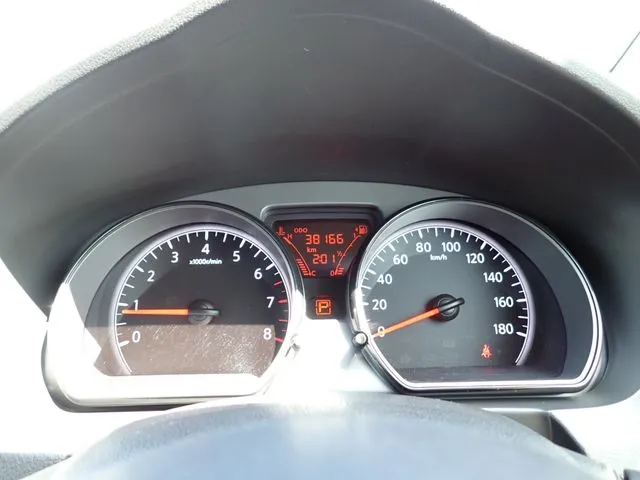 ノート(ニッサン)の車両写真