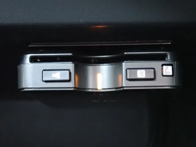 ノート(ニッサン)の車両写真