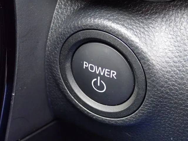 アクア（トヨタ）の車両写真