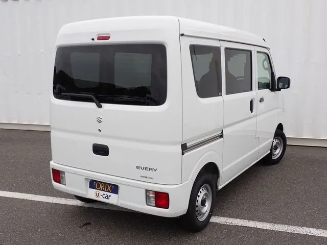 エブリイバン(スズキ)の車両写真