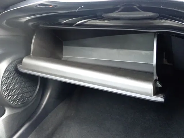 プリウス（トヨタ）の車両写真