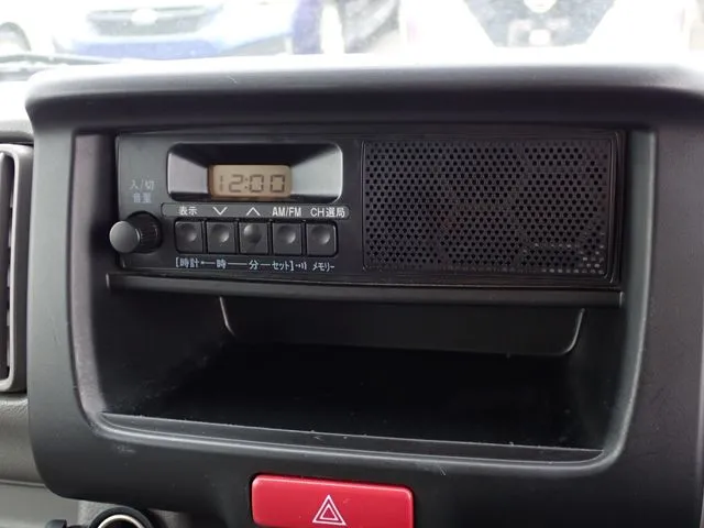 エブリイバン（スズキ）の車両写真