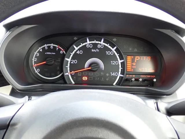 ムーヴ(ダイハツ)の車両写真