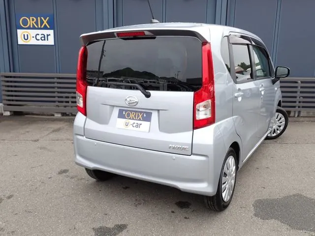 ムーヴ(ダイハツ)の車両写真