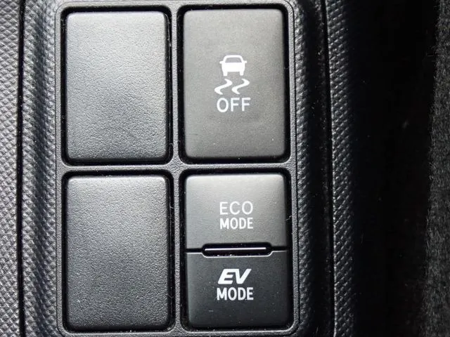 アクア（トヨタ）の車両写真