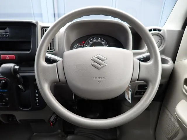 エブリイバン（スズキ）の車両写真