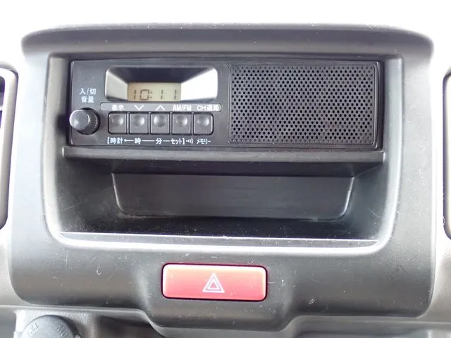 エブリイバン（スズキ）の車両写真