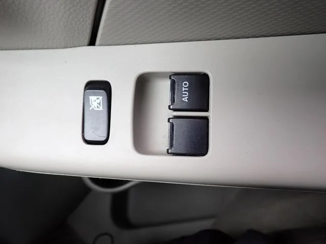 エブリイバン（スズキ）の車両写真