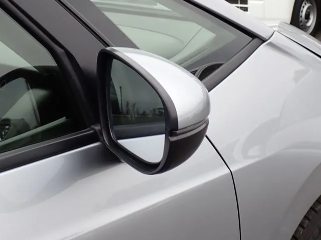 フィット e:HEV(ホンダ)の車両写真