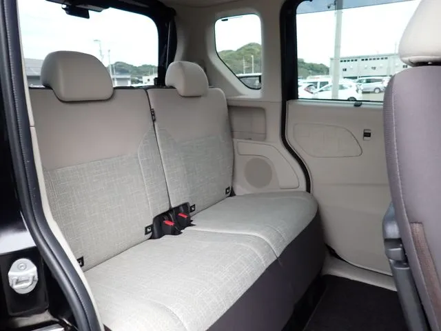 ルークス（ニッサン）の車両写真
