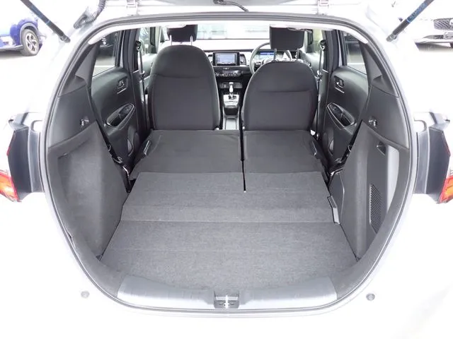 フィット e:HEV(ホンダ)の車両写真