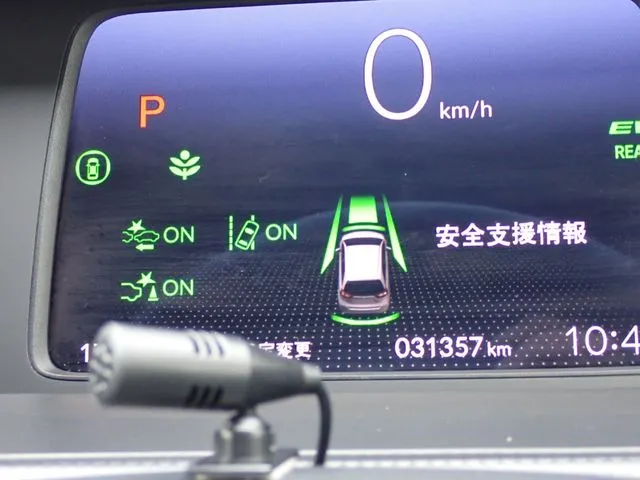 フィット e:HEV 4WD(ホンダ)の車両写真