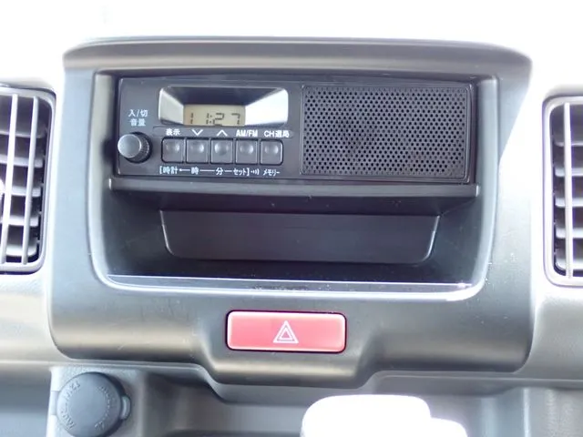 エブリイバン（スズキ）の車両写真