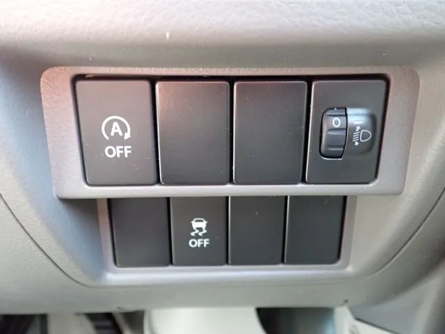 エブリイバン（スズキ）の車両写真