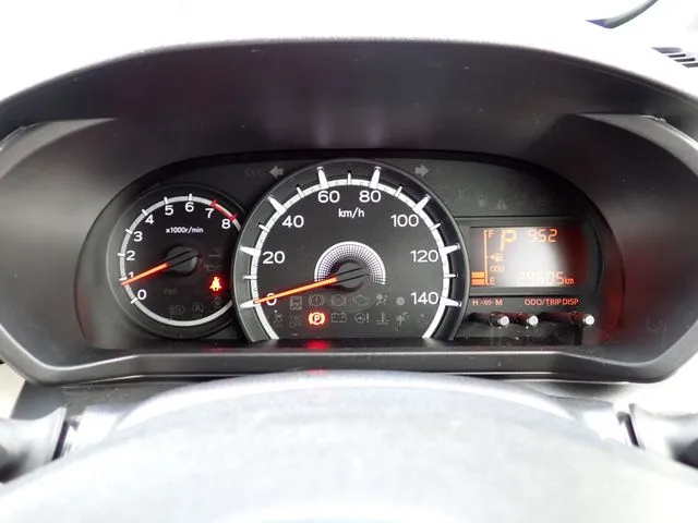 ムーヴ(ダイハツ)の車両写真