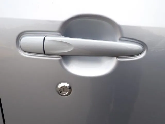ムーヴ(ダイハツ)の車両写真