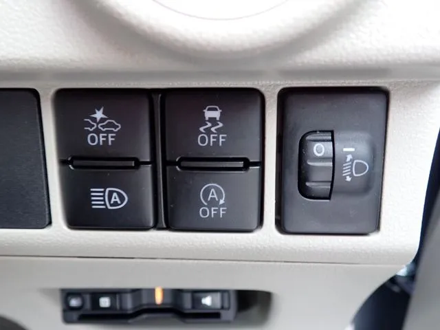ムーヴ(ダイハツ)の車両写真