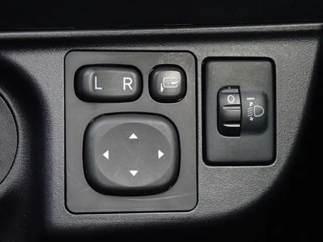 アクア（トヨタ）の車両写真