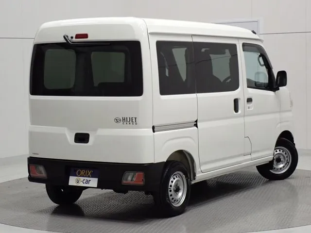 ダイハツ　ハイゼットカーゴ