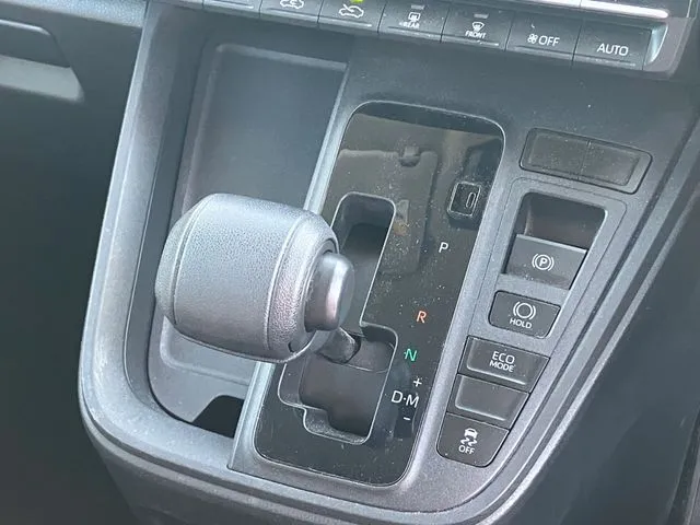 トヨタ ノア 4WD