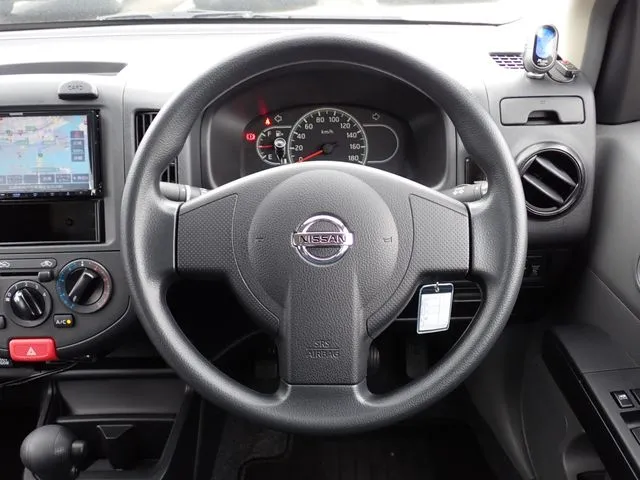 ニッサン NV150 AD 2WD