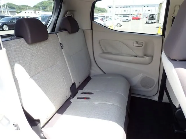 デイズ(ニッサン)の車両写真