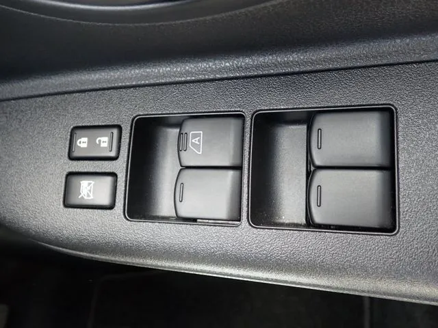 マーチ（ニッサン）の車両写真