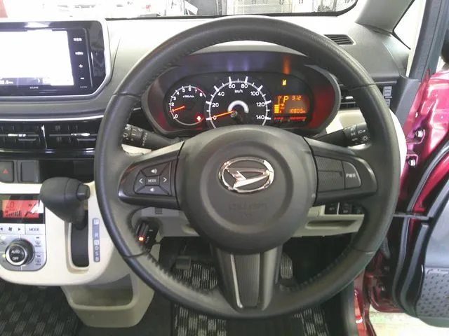 ムーヴ 4WD(ダイハツ)の車両写真