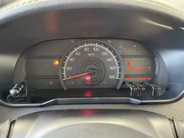ルーミー(トヨタ)の車両写真