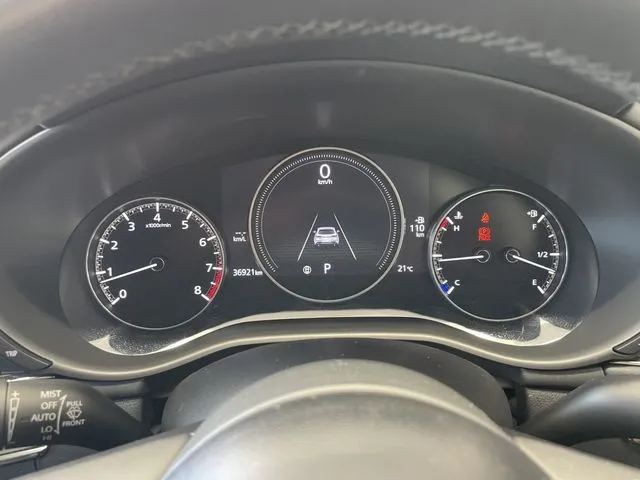 ＭＡＺＤＡ３　ファストバック（マツダ）の車両写真