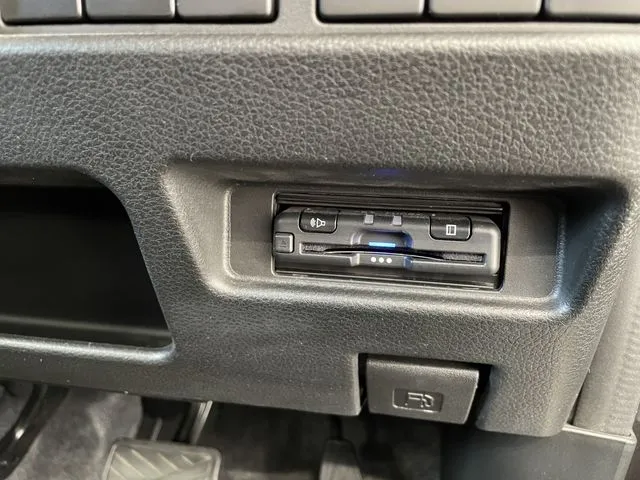 スペーシア(スズキ)の車両写真