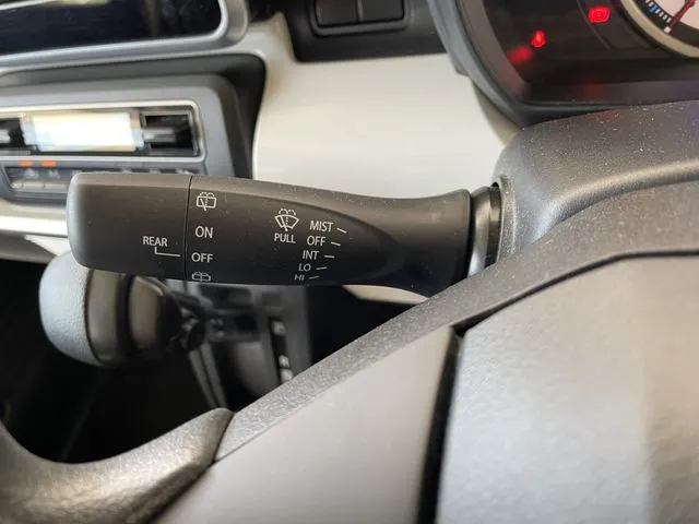 スペーシア(スズキ)の車両写真