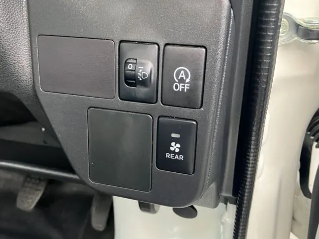 ハイゼットカーゴ 4WD(ダイハツ)の車両写真
