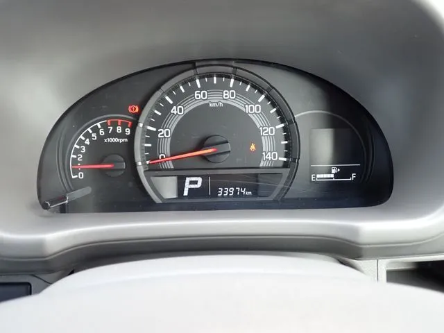 エブリイバン（スズキ）の車両写真