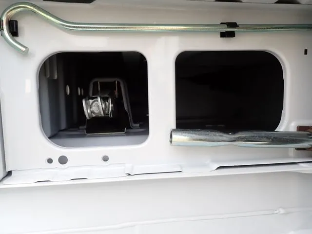 エブリイバン（スズキ）の車両写真