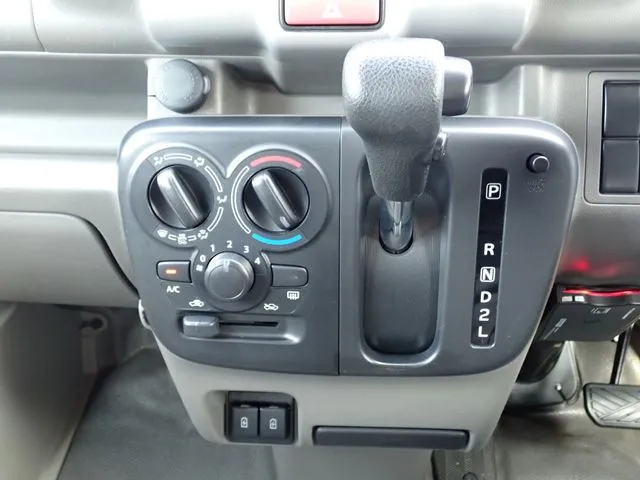 エブリイバン(スズキ)の車両写真