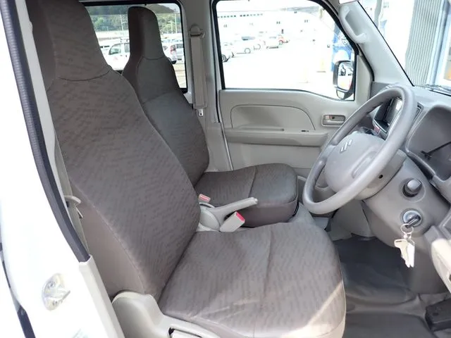 エブリイバン(スズキ)の車両写真