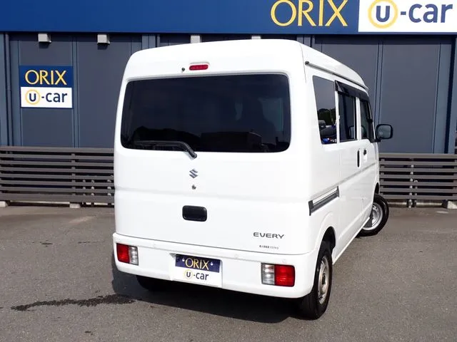 エブリイバン(スズキ)の車両写真