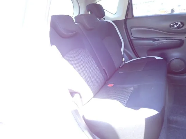 ノート(ニッサン)の車両写真