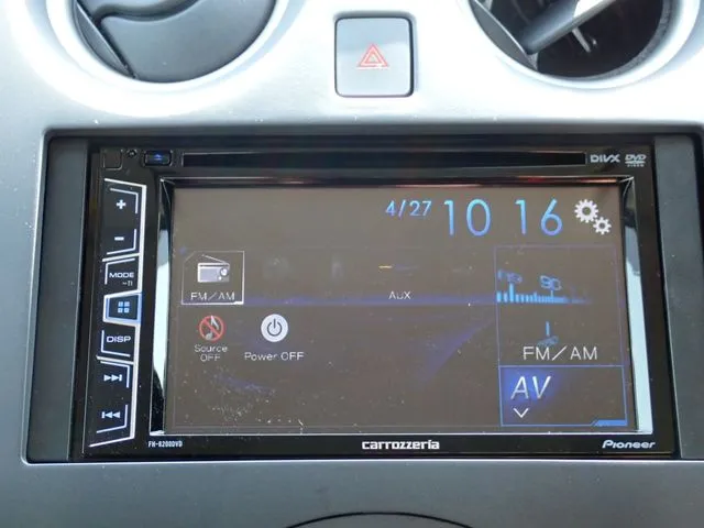 ノート(ニッサン)の車両写真